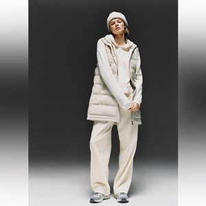 Zara puffer vest, beige, Small,  NWOT, zips and snaps, lightweight, hood